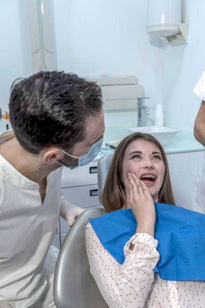 Best Emergency Dentist for Lost Fillings or Crowns in Mercedes, TX